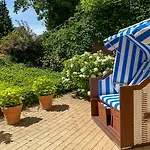 מלון דירות Appartement-hotel Timmendorfer 4*