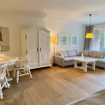 Appartement-hotel Timmendorfer מלון דירות