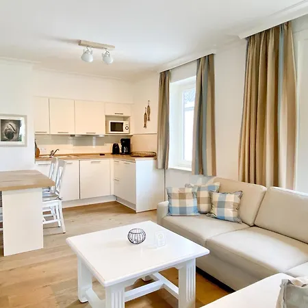 Aparthotel Appartement-Hotel Timmendorfer Strand 4*